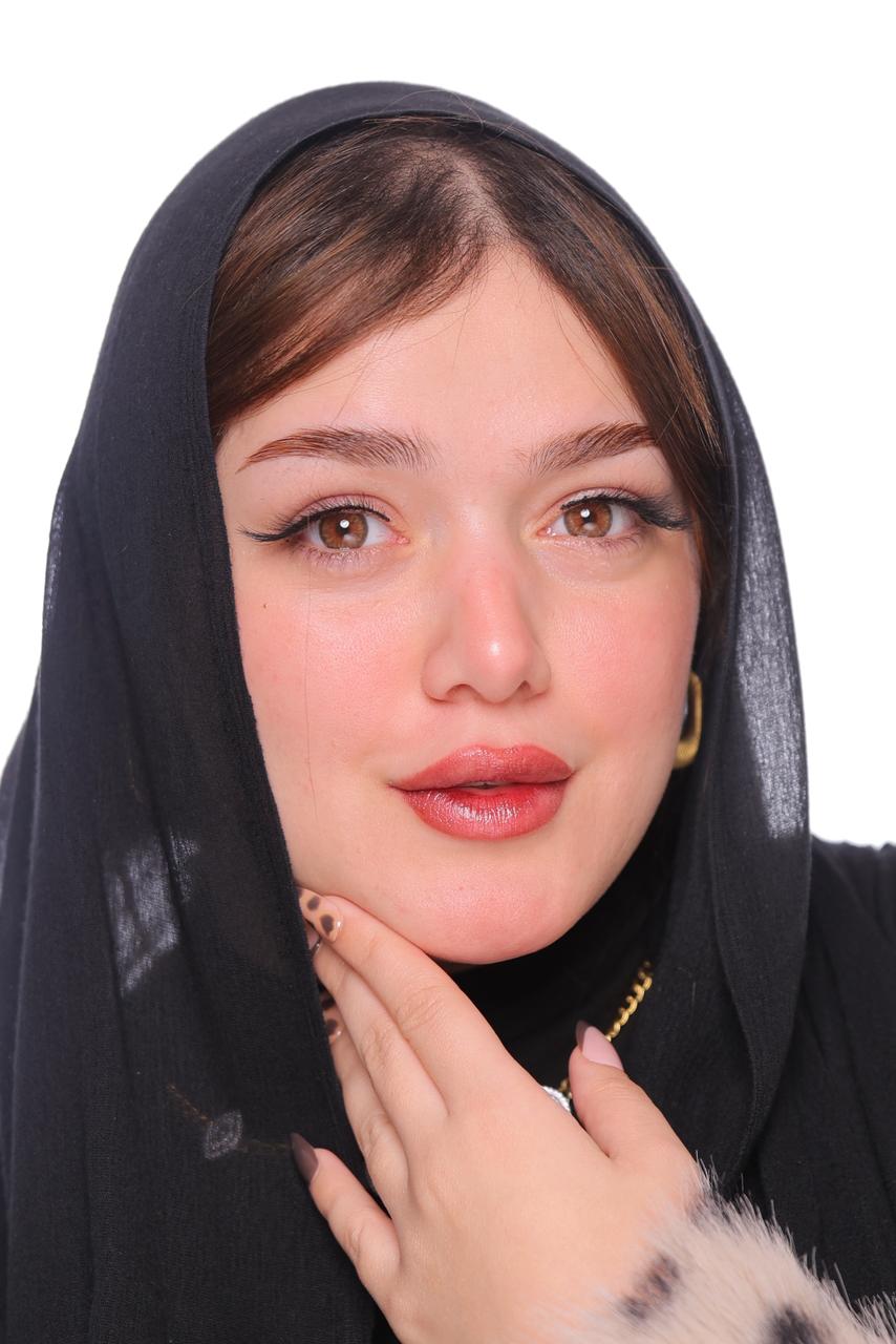 Cleopatra Hazel